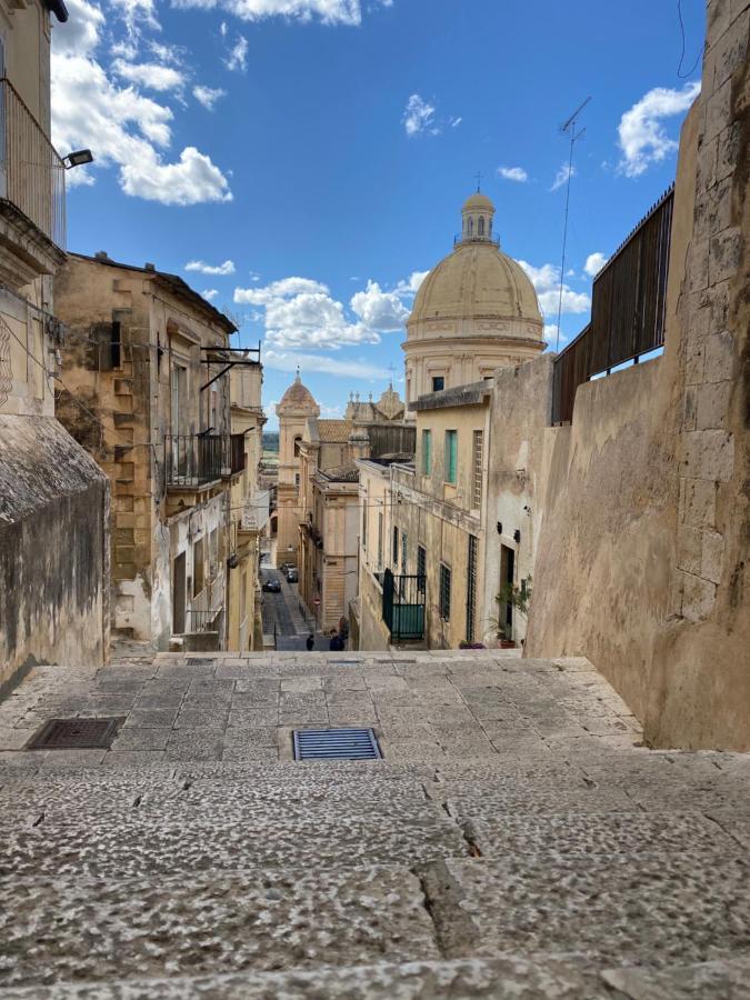 Rossaroll Holiday Houses Noto Exteriér fotografie